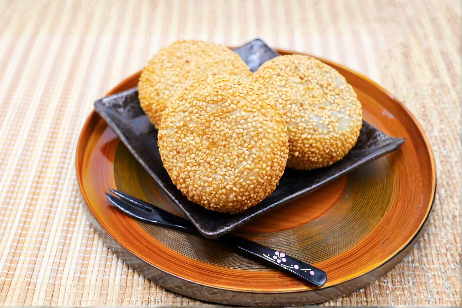Crispy sesame balls with sweet filling at Spice House, a Chinese Restaurant in Plano